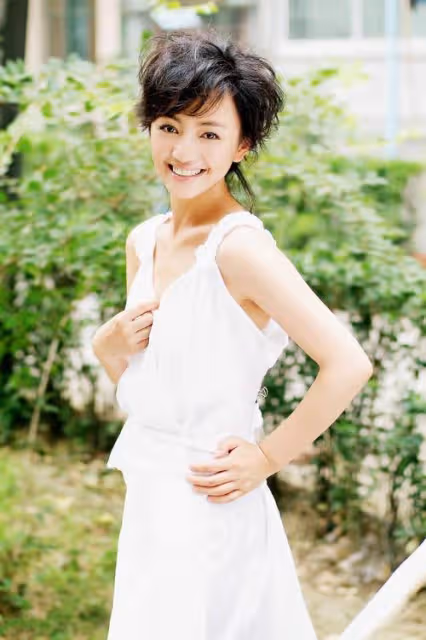 羅海瓊從溫婉氣質到優雅氣質，髮型還真的是功不可沒！