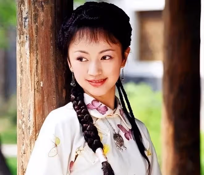 羅海瓊從溫婉氣質到優雅氣質，髮型還真的是功不可沒！