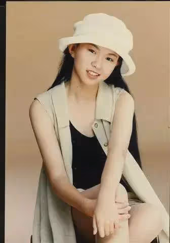 甜歌皇后卓依婷，為何40多歲了，還是這麼有少女感？