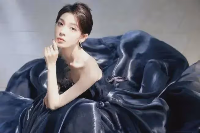 陳瑤顏值演技都俱佳，演了很多次少女，但為何沒有大火？