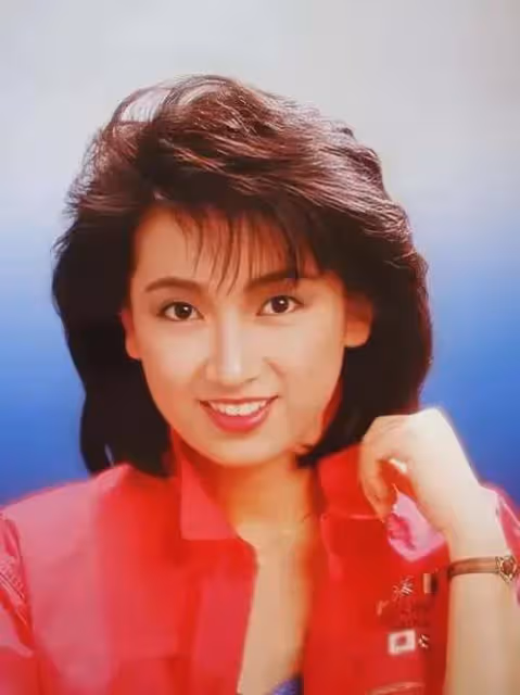 龔慈恩真的是從年輕美到老，不整容的臉就是經老！