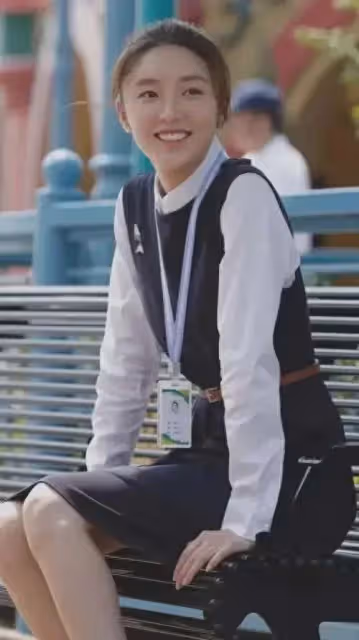 張月不僅演技好，穿搭也在線，當然未來也是可期的！