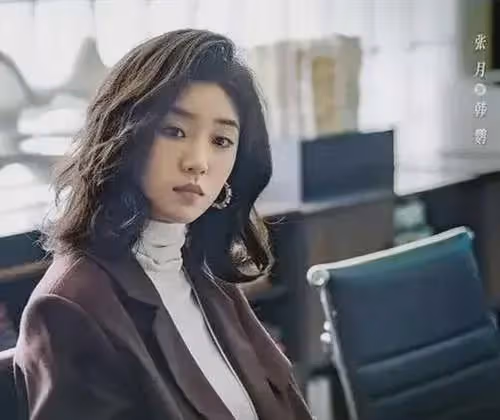 張月不僅演技好，穿搭也在線，當然未來也是可期的！