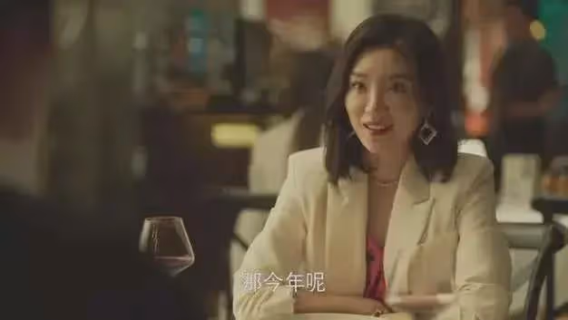 張月不僅演技好，穿搭也在線，當然未來也是可期的！