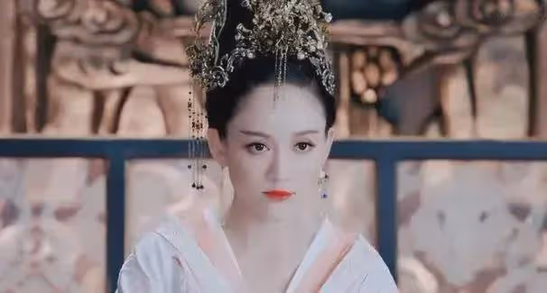 陳喬恩飾演的反派：惡毒後母與東方不敗，為何都讓人念念不忘？
