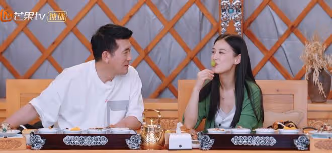 反轉!黃聖依又不想跟楊子離婚了,網友:一個被窩睡不出兩種人