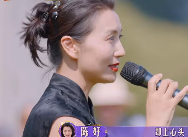 這次,周雨彤藏了多年的「體面」,被一檔綜藝撕了個稀巴爛