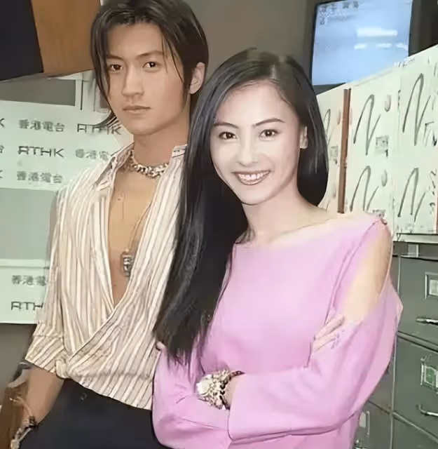 謝霆鋒,為何死心塌地愛王菲這麼多年?其實,答案俗套又露骨