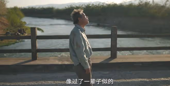 62歲的范偉,再次爆紅全網,離開趙本山,是他最正確的選擇