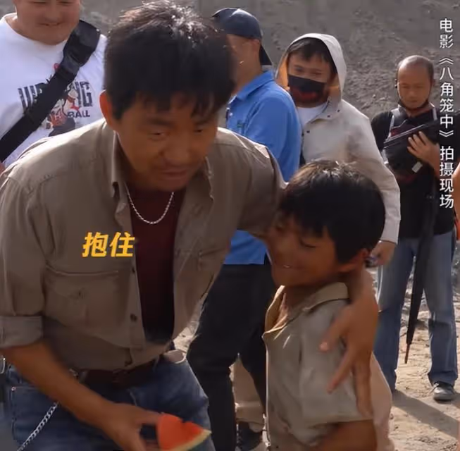 放下筷子罵娘!精明的王寶強沒想到,自己「喂」出了一個白眼狼!
