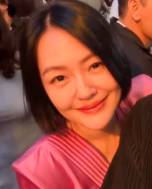 蕭敬騰婚禮:賈靜雯露肩,小S露腿,都敗給了「全裹」出鏡的舒淇