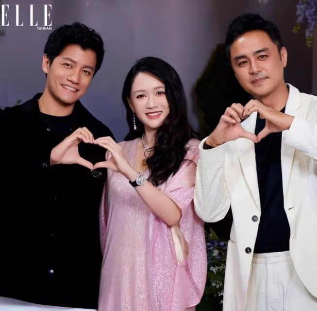蕭敬騰婚禮:賈靜雯露肩,小S露腿,都敗給了「全裹」出鏡的舒淇