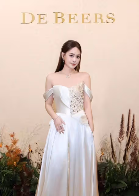 生圖太真實!上帝吻了阿嬌的臉,卻沒給她的「大象腿」留扇窗