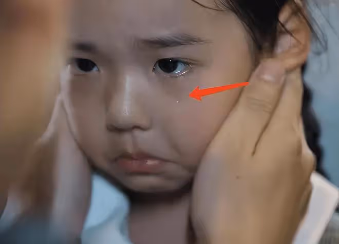 梅婷女兒進軍電影圈!11歲快快繼承媽媽美貌,母女倆如粘貼複製