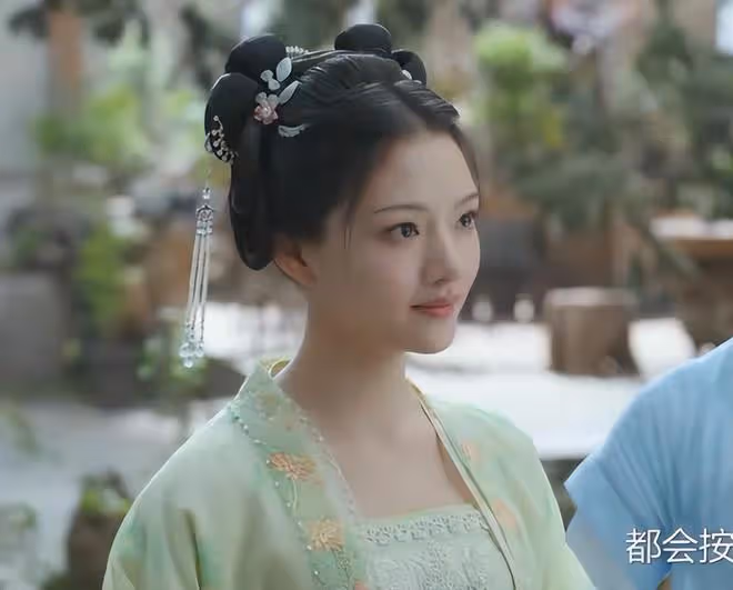 好傢夥!任敏《錦繡安寧》開播就差評一片,觀眾差評理由出奇一致