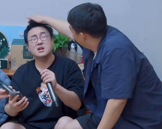 同樣是做飯,「不務正業」的賈冰,打了多少「黃磊」們的臉?