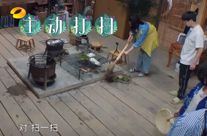 同樣是做飯,「不務正業」的賈冰,打了多少「黃磊」們的臉?