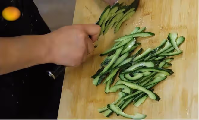 同樣是做飯,「不務正業」的賈冰,打了多少「黃磊」們的臉?