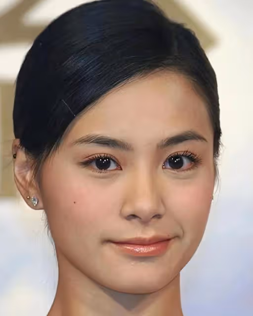 阿嬌的「大腿」,撕碎了多少女明星的「虛偽」面具