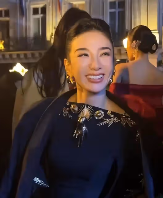 巴黎時裝周:沒了濾鏡,遍地普男普女?但楊冪的生圖抗住了鏡頭