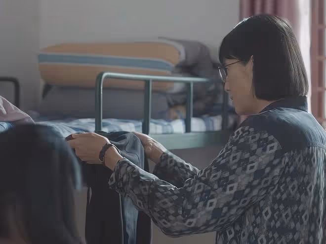 第一次在國產劇看到衛生巾,《山花爛漫時》讓多少大製作「臉紅」