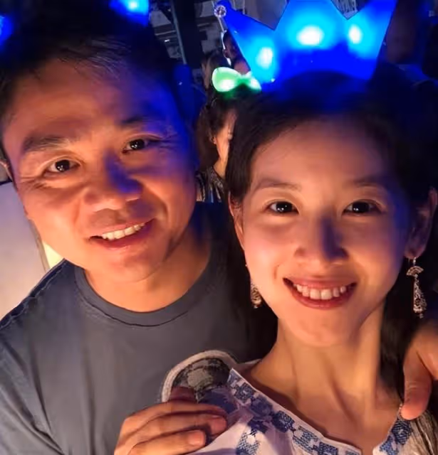30歲章澤天亮相米蘭時裝秀,氣場好強,豪門太太的正確打開方式!