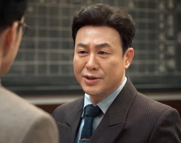 同樣演特務頭子,把王志文、張頌文與馮恩鶴放一起看,差別出來了