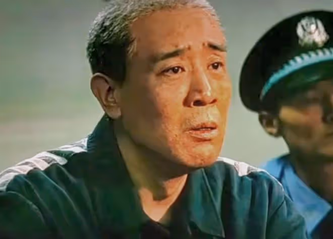 志願軍2:躲過了朱一龍,避開了張子楓,卻被50歲特別主演驚艷了