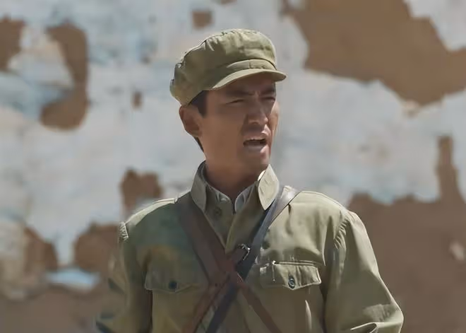 志願軍2:躲過了朱一龍,避開了張子楓,卻被50歲特別主演驚艷了