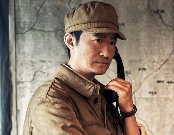志願軍2:躲過了朱一龍,避開了張子楓,卻被50歲特別主演驚艷了