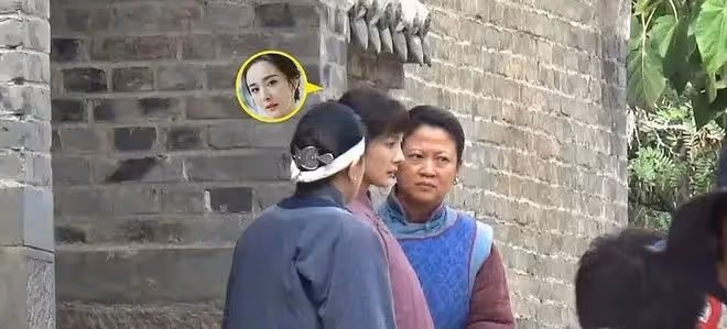 巴黎奧運會這一幕,將劉詩詩的尷尬境況,展現的淋漓盡致