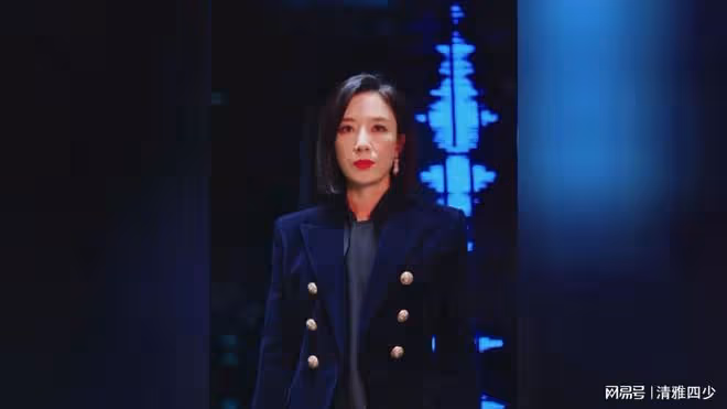 黑色月光:原本以為是職場劇,沒有想到是女神復仇