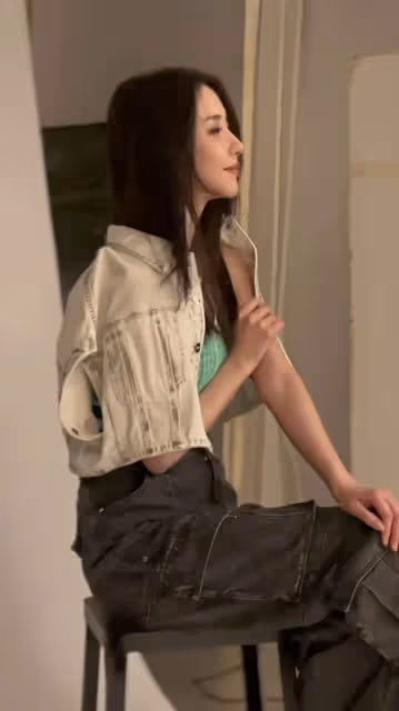 前TVB女星避談感情事，自爆與緋聞男友少聯絡，兩人戀情不足1月便結束？