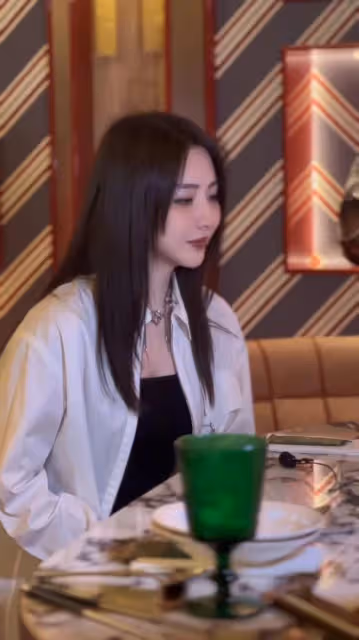 前TVB女星避談感情事，自爆與緋聞男友少聯絡，兩人戀情不足1月便結束？