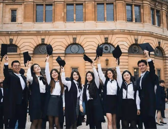 前港姐亞軍宣布英國牛津碩士畢業,曾爆不和人緣差卸任後即離巢