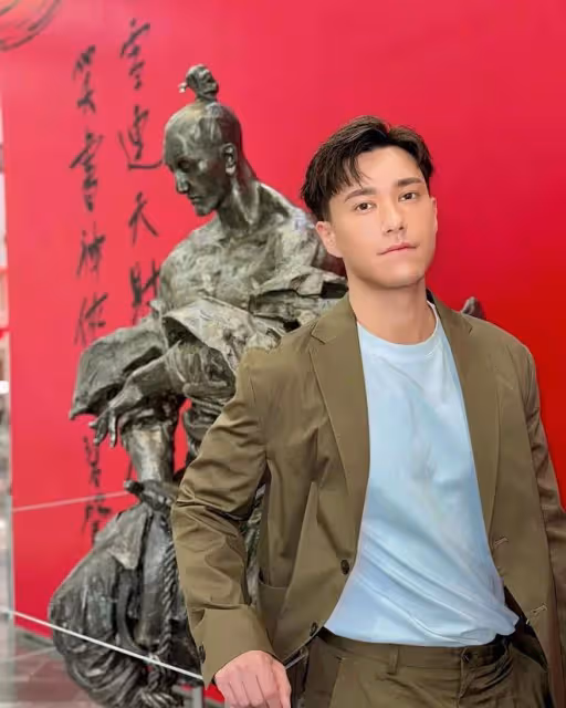 32歲TVB小生首次開腔回應戀情,默認拍拖否認年底結婚:在了解中