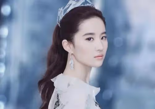 「剩女」劉亦菲不再迴避!坦言37歲未婚未孕原因,不是她不想結!