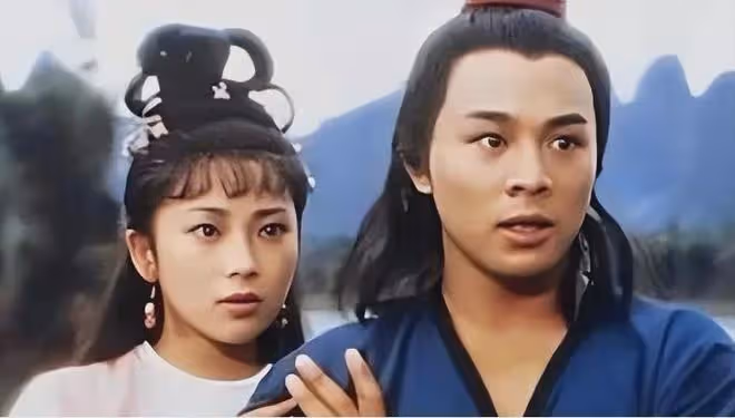 62歲利智衰老似老太,63歲前妻黃秋燕反而風采猶存!