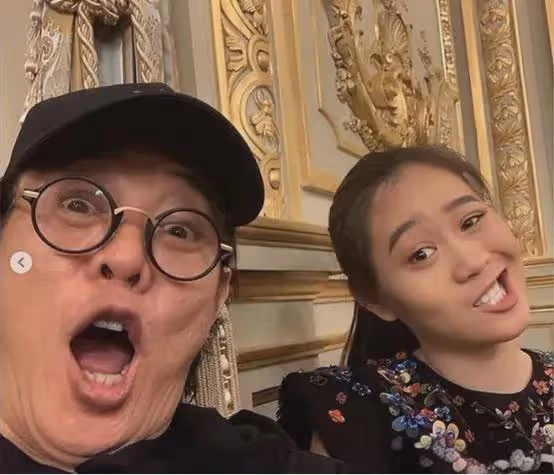 62歲利智衰老似老太,63歲前妻黃秋燕反而風采猶存!