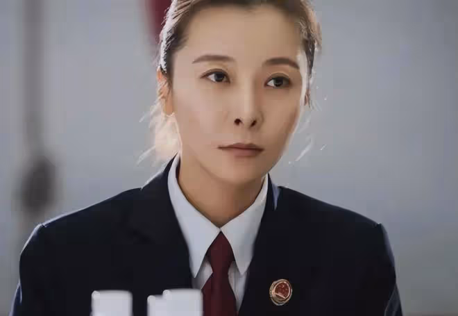 演員柯藍:四個前任,個個都是頂流,53歲無人敢娶,成人生贏家!