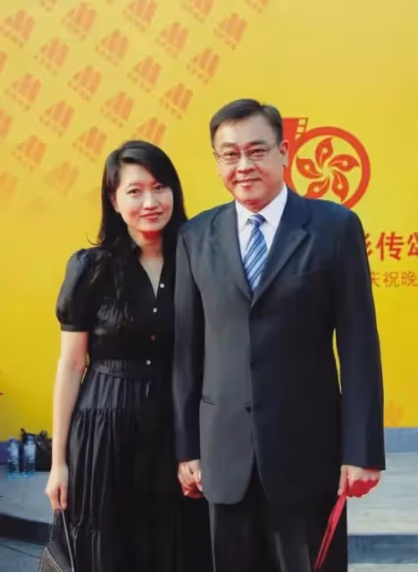 張曼玉愛過他,與年輕助理偷生小孩,爾冬升情史比電影更精彩!