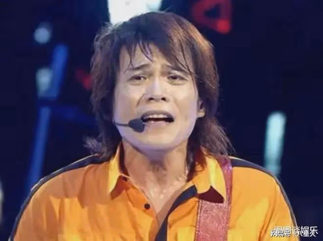 伍佰不忍了!演唱會上一句話內涵葉珂「微Do」,全場粉絲爆笑20秒