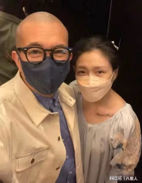 具俊曄又鬧出笑話!大S生日依然摳門,禮物還是舊衣服貼成了一幅畫