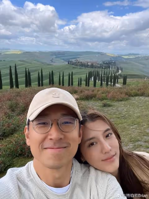 吳千語31歲生日,施伯雄曬多張合照秀恩愛,小兩口當眾親親甜齁了