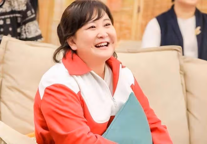 賈玲《熱辣滾燙》金雞獎零提名,翻拍作品引爭議,票房卻破34億