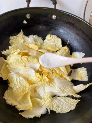 醋溜白菜片