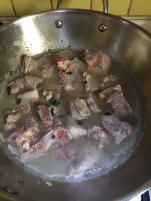 酸菜排骨燉粉條