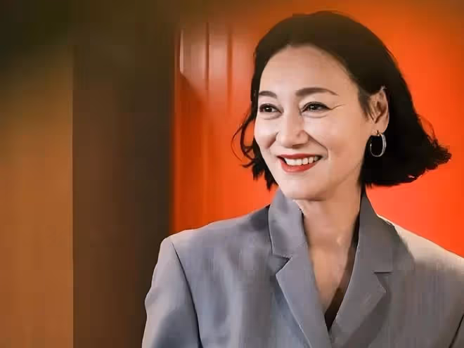 從乞丐到影后,等了初戀40年,惠英紅比你想的更傳奇!