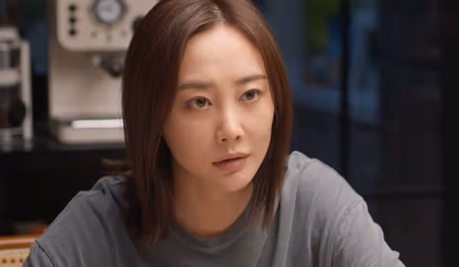 《好團圓》直到蘭芝得癌症去世,才明白,當初拋棄向中的真正原因