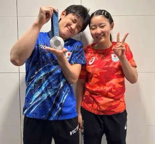國乒大慘敗!男單女單雙雙丟冠,林詩棟居然被零封,錢天一太難了